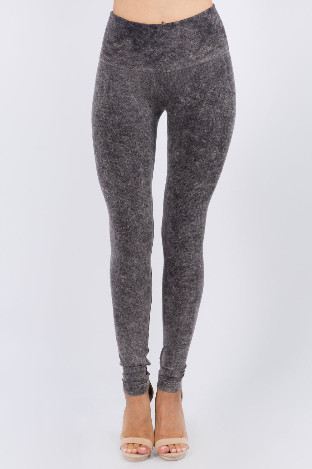 MINERAL WASHED WIDE WAISTBAND MOTO LEGGINGS – The Key Boutique
